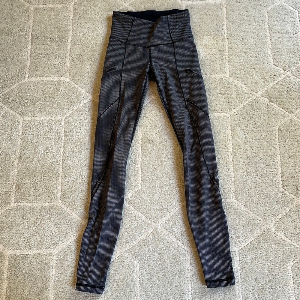Lululemon Cadence Crusher Tights View 2